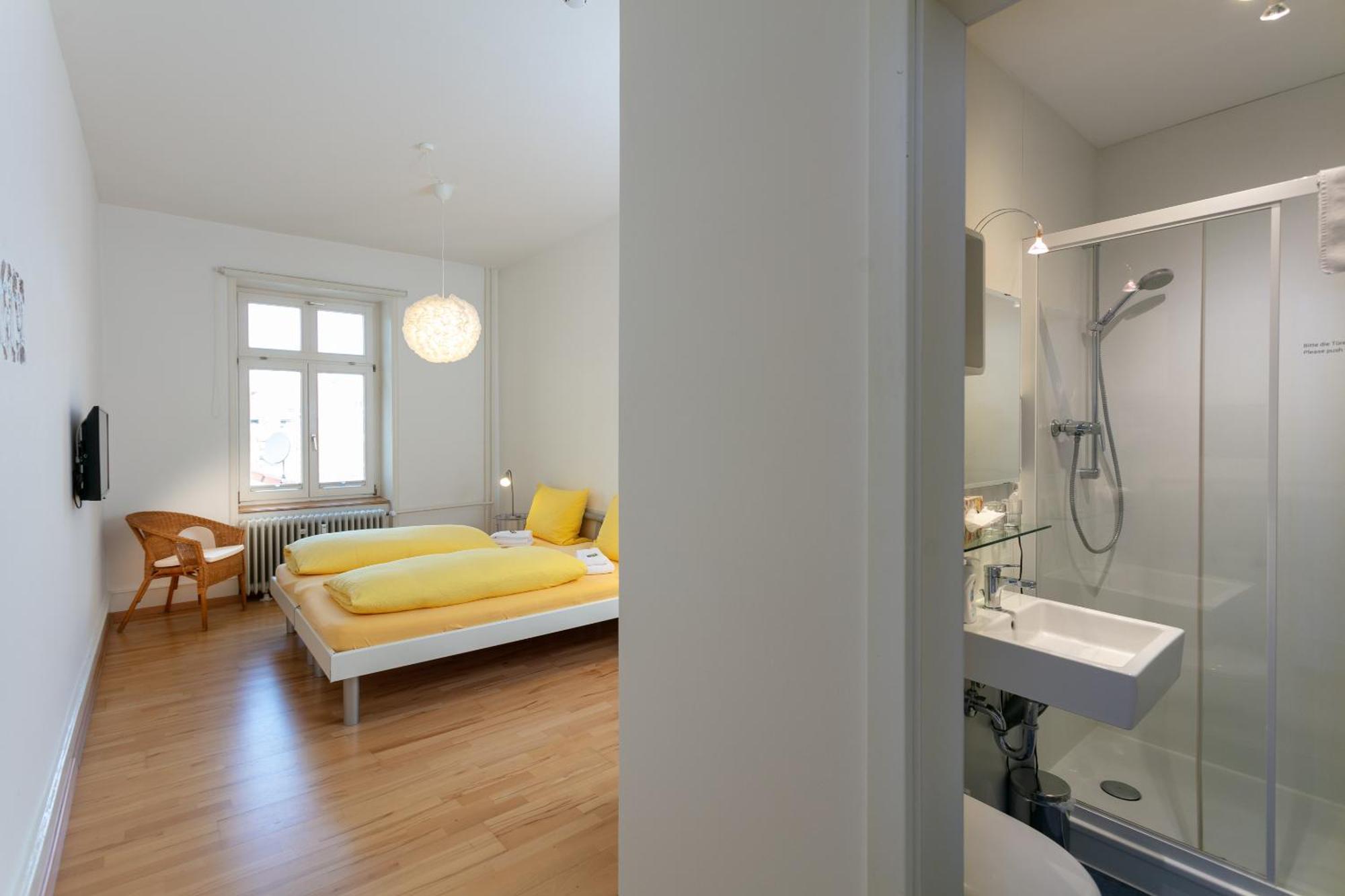 Pensionsieben Das Andere Hotel Lorrach Bagian luar foto