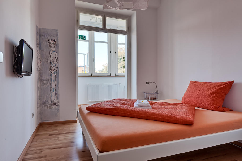 Pensionsieben Das Andere Hotel Lorrach Bagian luar foto