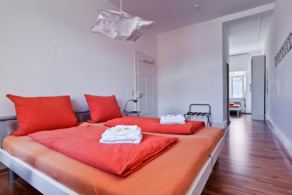 Pensionsieben Das Andere Hotel Lorrach Ruang foto