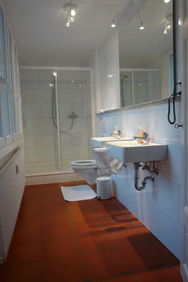 Pensionsieben Das Andere Hotel Lorrach Bagian luar foto